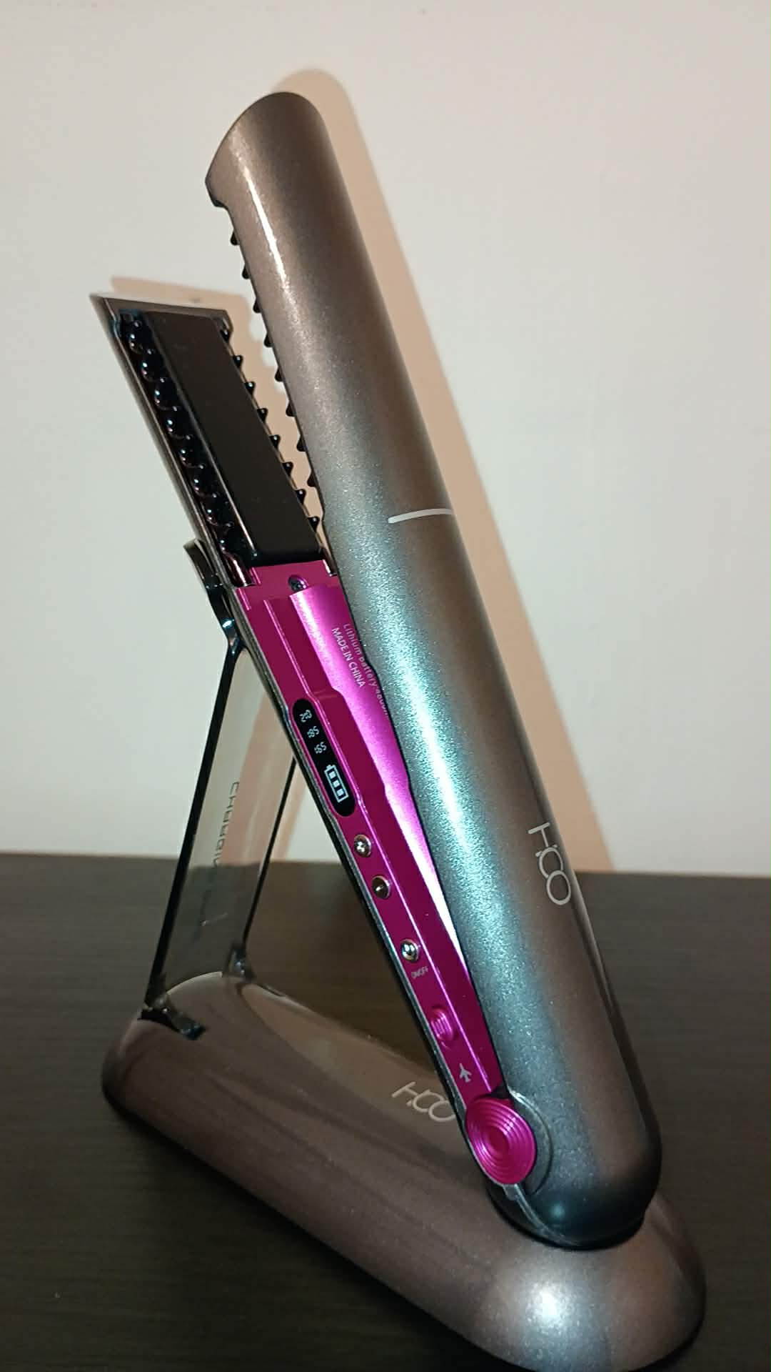 HairCulture Cordless Hair Straightener