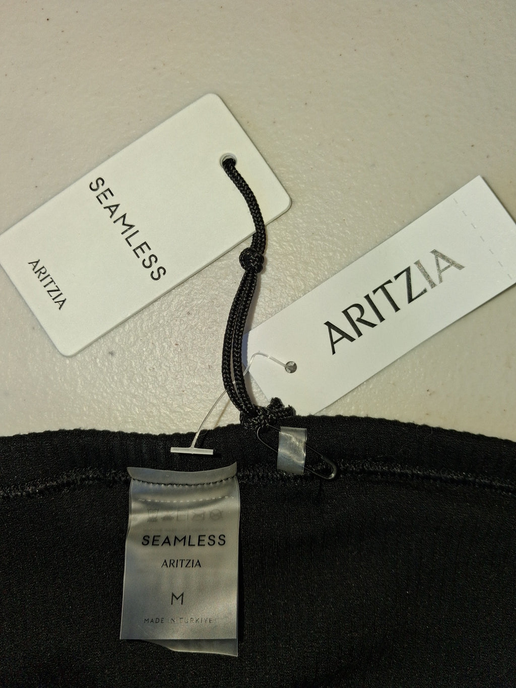 Aritzia Babaton Seamless Ribbed Tube Top - Black Size M - Image 2